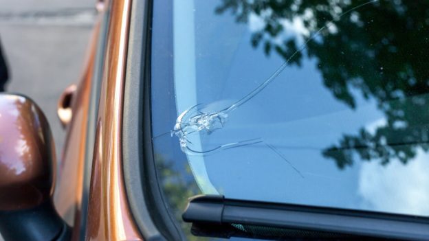 Quick And Affordable Windshield Repair Services: Keep Your Car Safe!