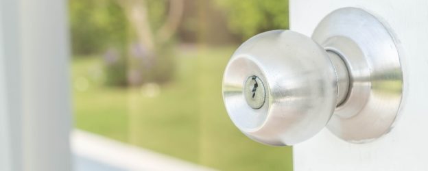 Essential Tips For Choosing A Reliable Locksmith Service